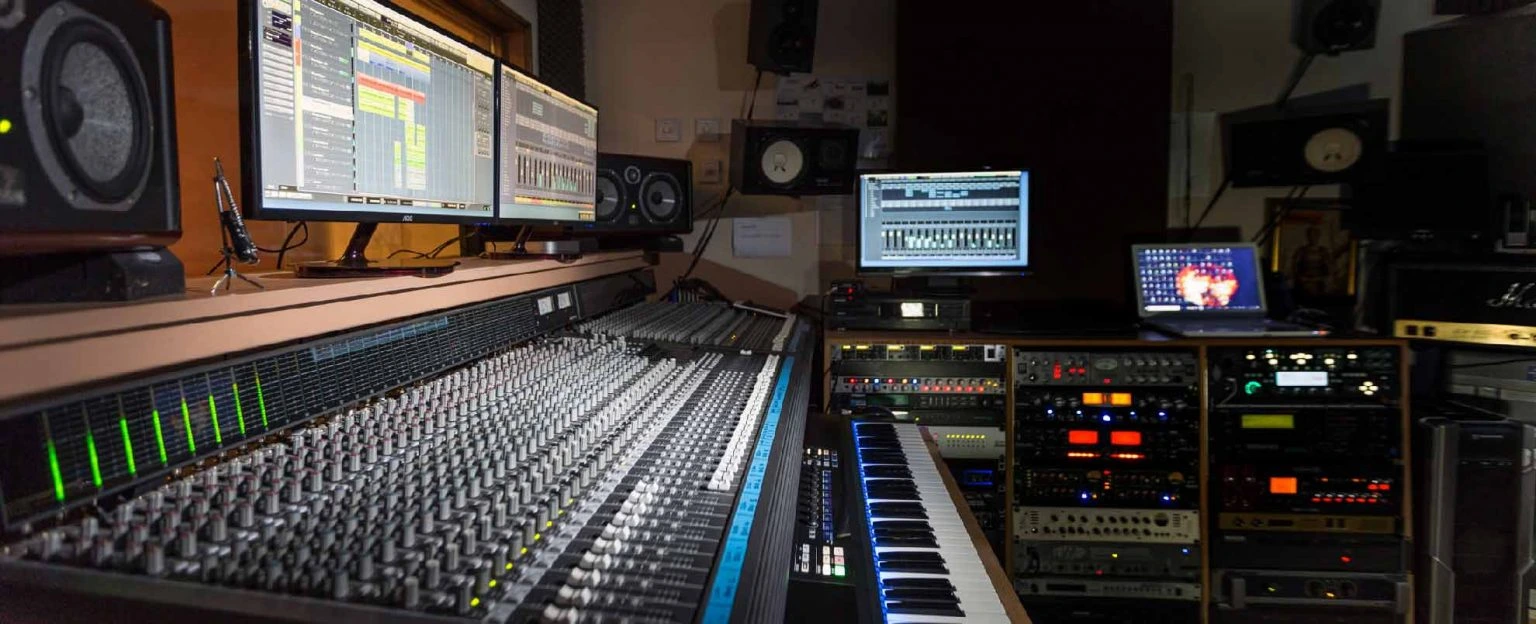 Professional mixing and mastering studio setup